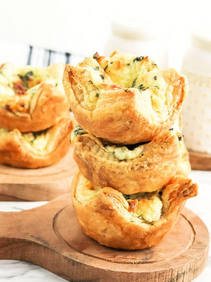 Air Fryer Spinach and Cheese Puffs