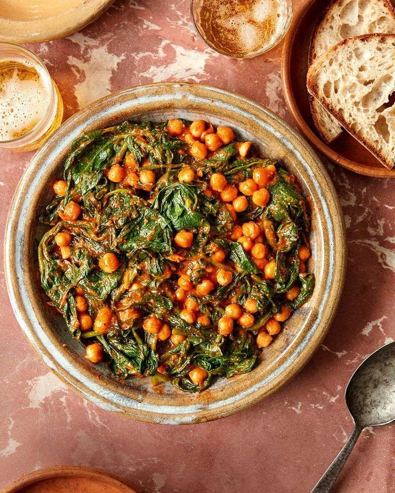 Espinacas con Garbanzos (Spinach and Chickpeas)