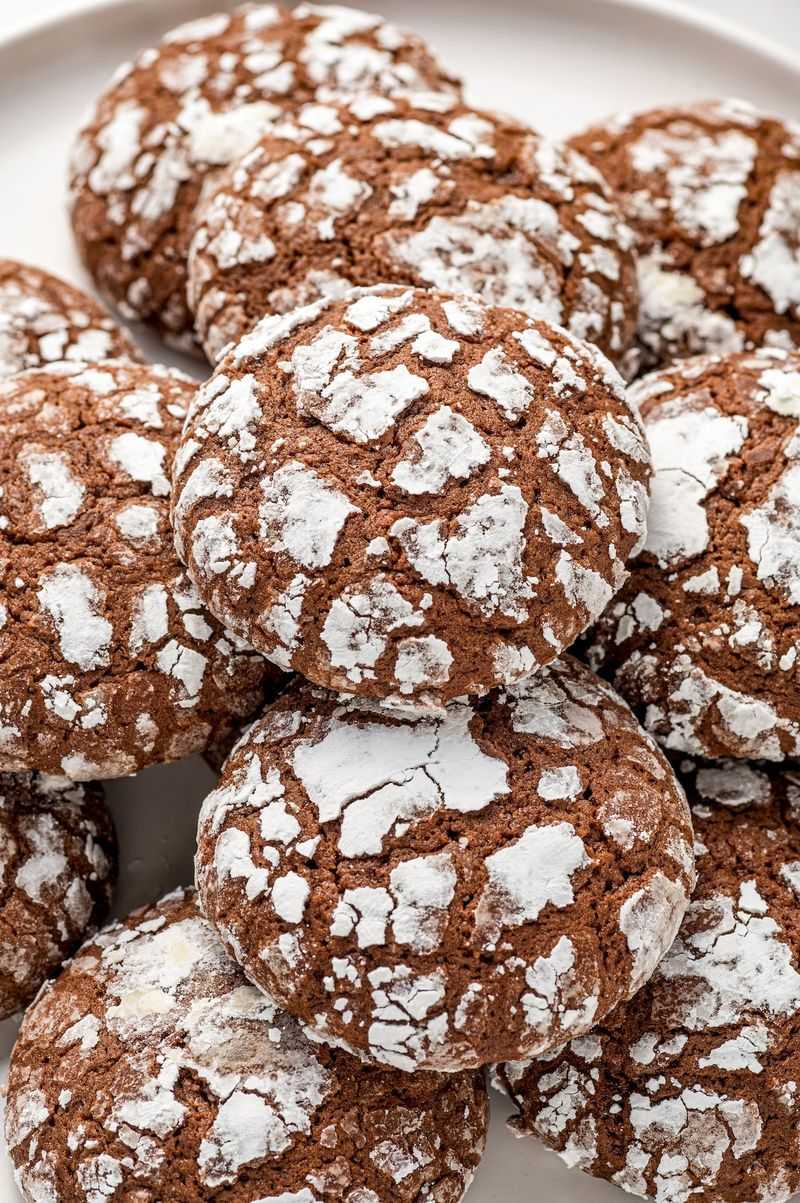Chocolate Crinkle Cookies