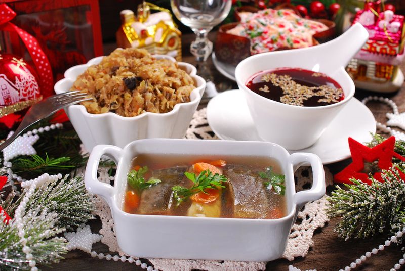Poland's Wigilia Meatless Christmas Eve Dinner