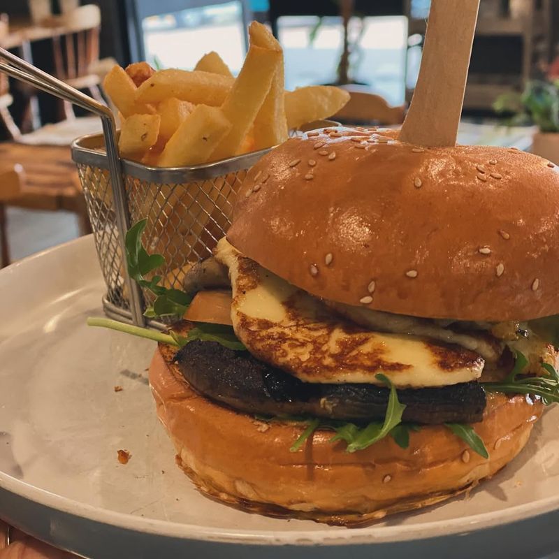 Halloumi and Roasted Pepper Burger