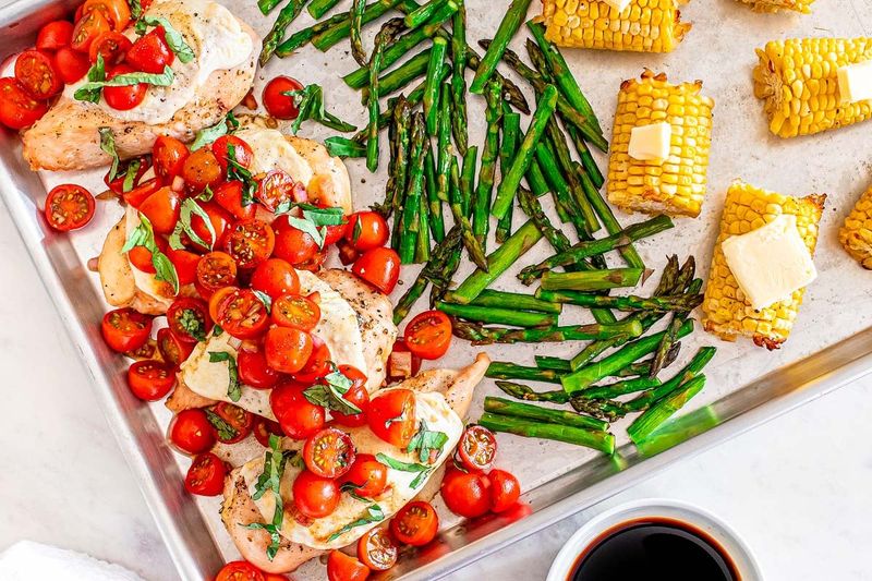 Garlic Butter Chicken with Asparagus and Cherry Tomatoes