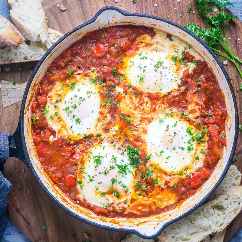 Turn Eggs Into a Shakshuka