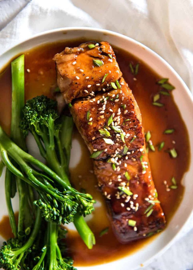 Honey Garlic Glazed Salmon