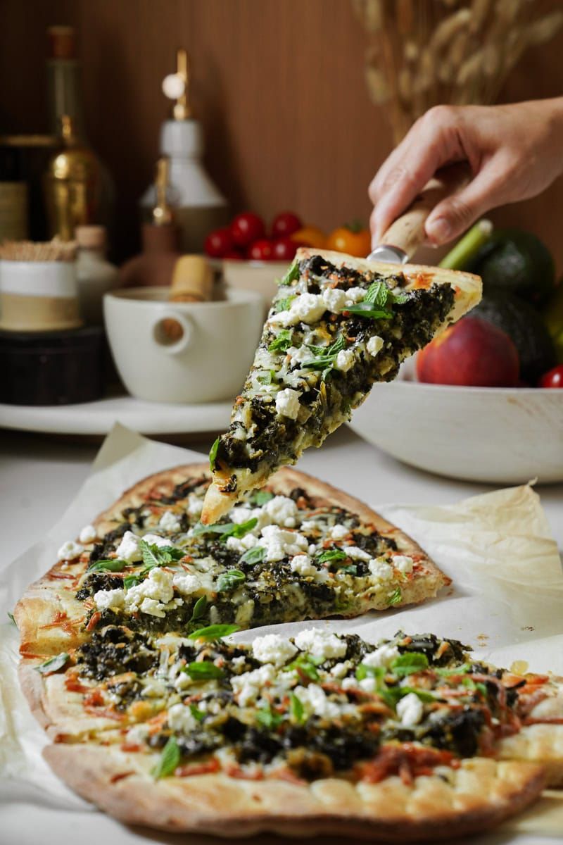 Spanakopita-Inspired Spinach and Feta Flatbread