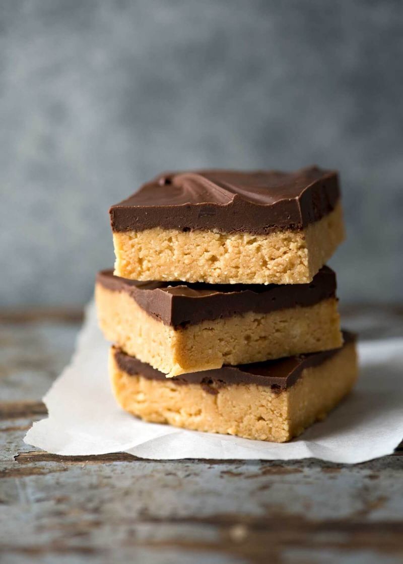 Chocolate Peanut Butter No-Bake Bars