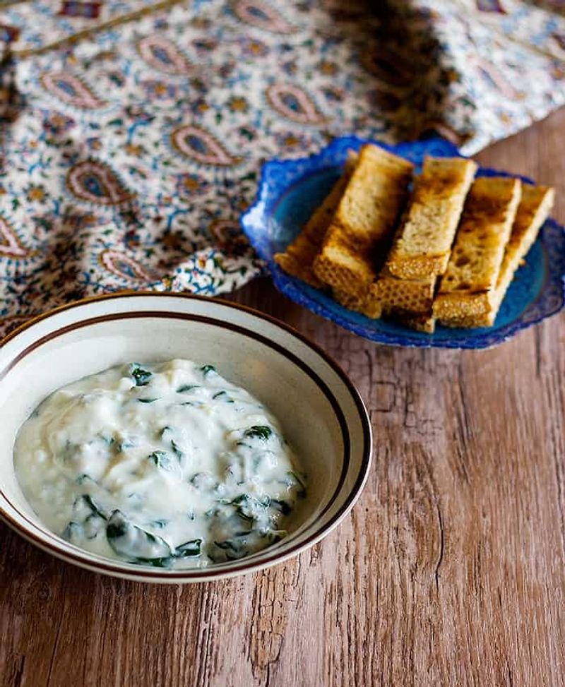 Spinach and Yogurt Dip