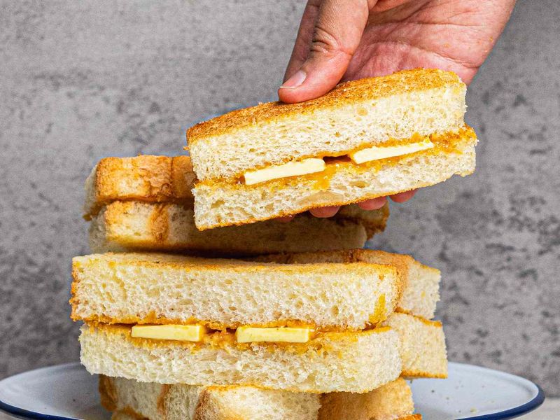 Soft Toasted Bread with Butter