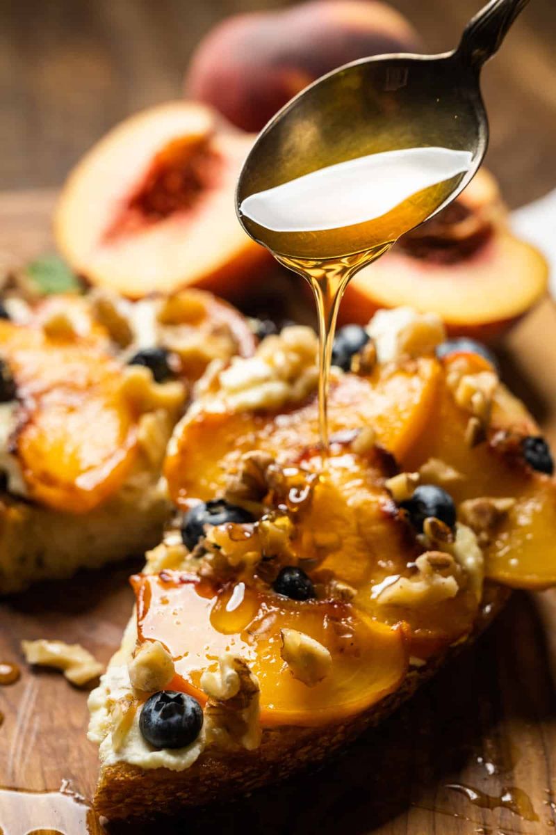 Low-Fat Ricotta With Honey And Walnuts