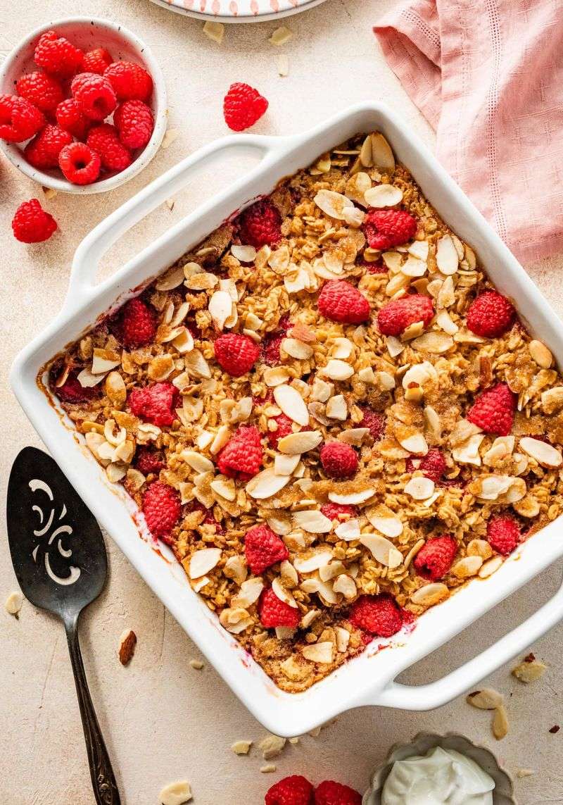 Raspberry Almond Baked Oatmeal