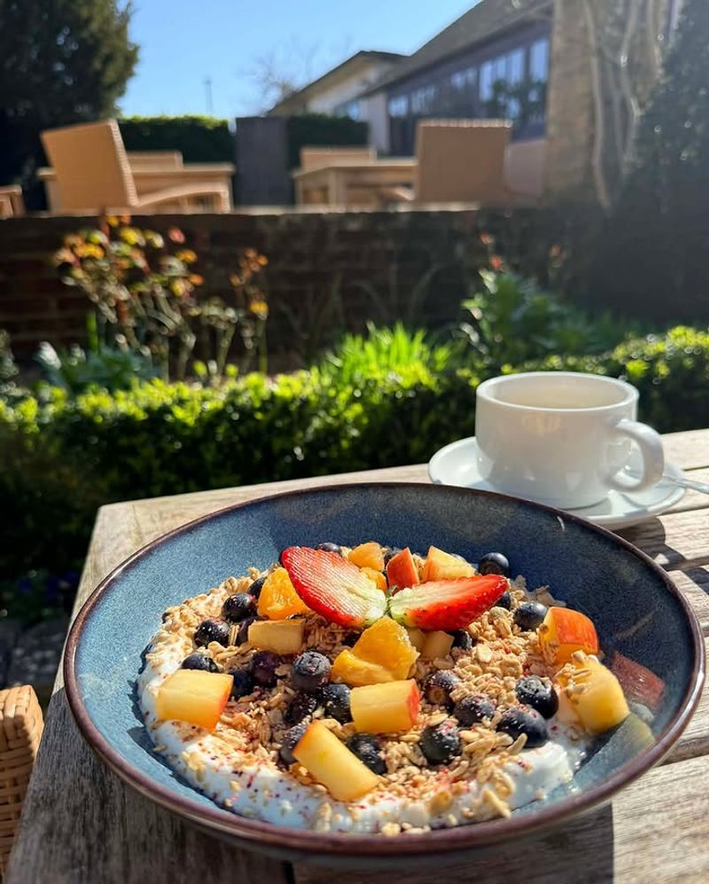 Granola with Yogurt