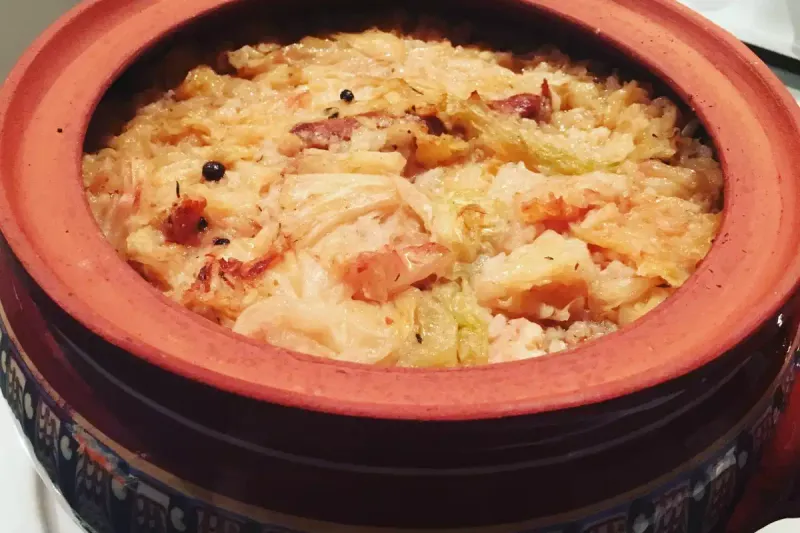 Kapama (Bulgarian Slow-Cooked Meat and Cabbage)