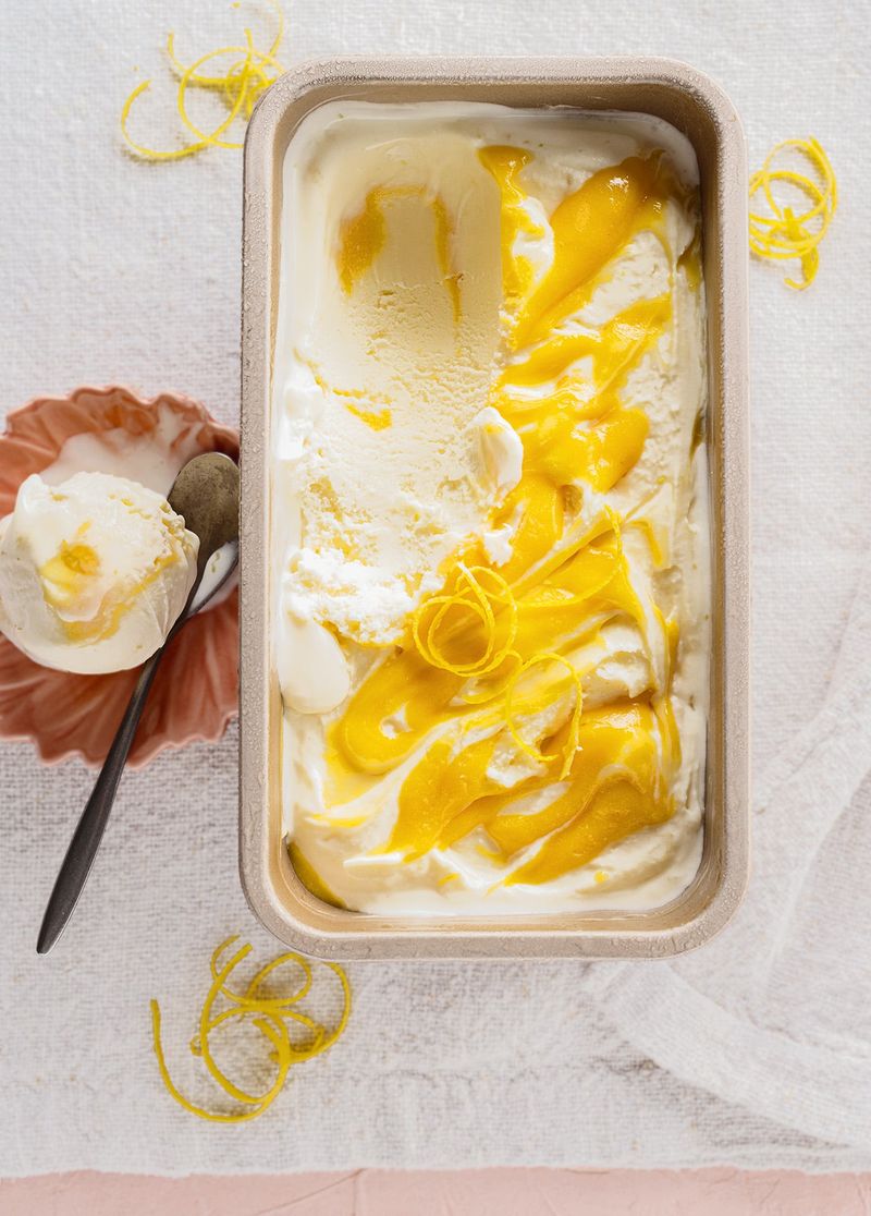 Lemon Curd Swirl