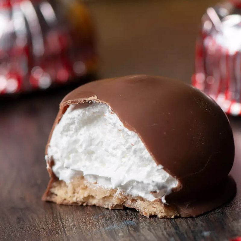 Tunnock's Tea Cakes