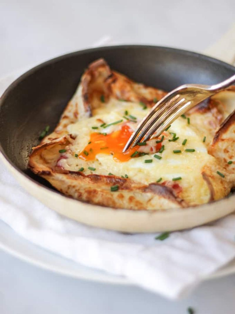 Scrambled Eggs and Chives