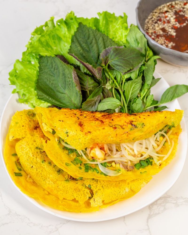 Banh Xeo (Sizzling Crepe)