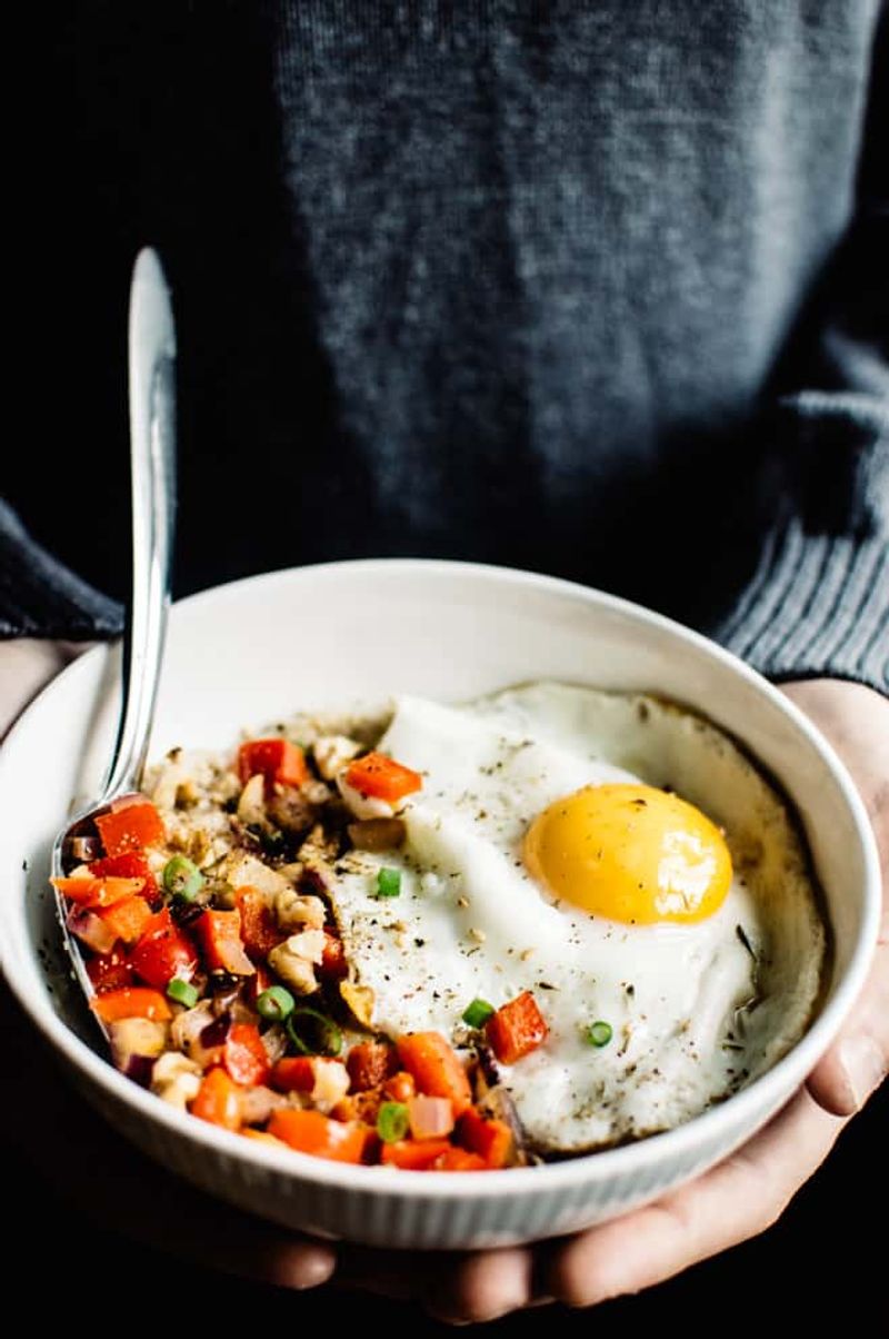 Savory Oatmeal with a Fried Egg and Everything Bagel Seasoning