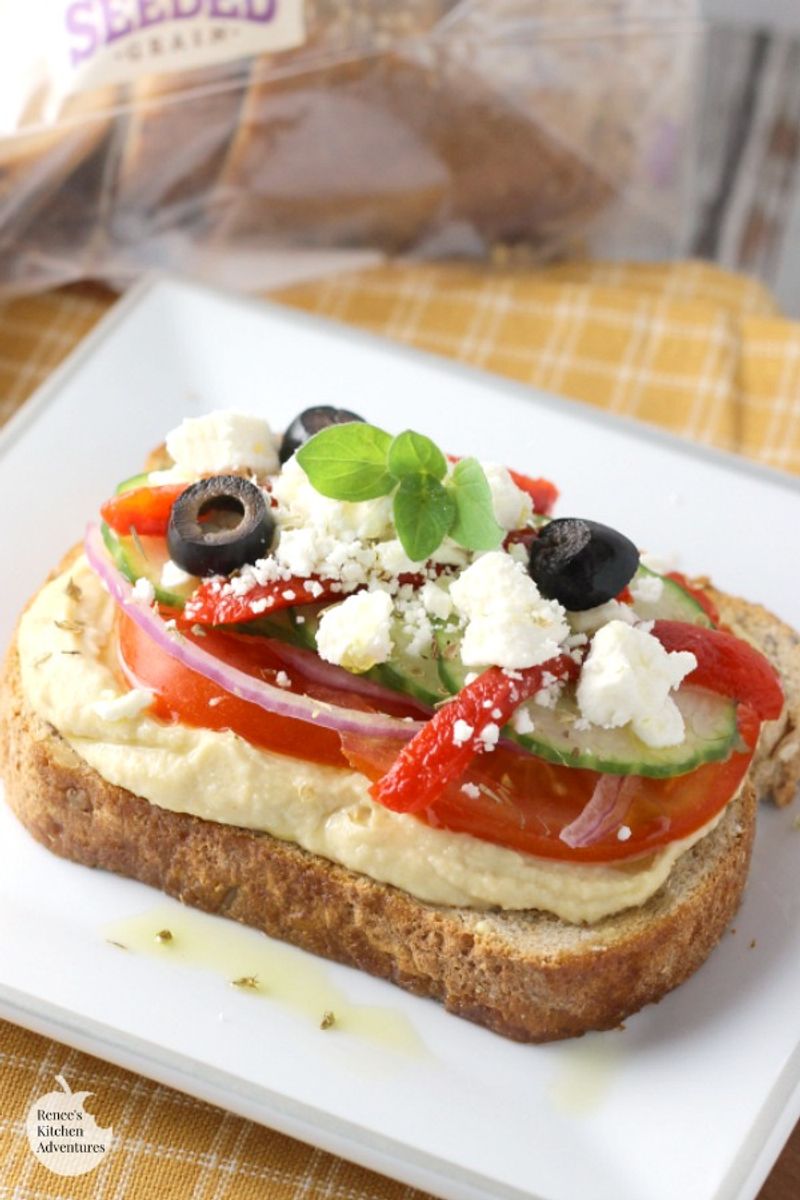 Hummus and Roasted Red Peppers