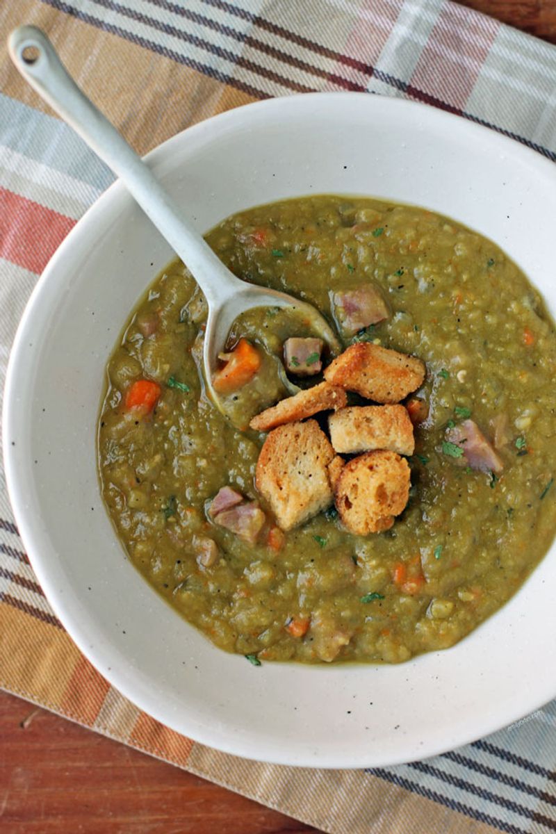 Slow Cooker Split Pea Soup