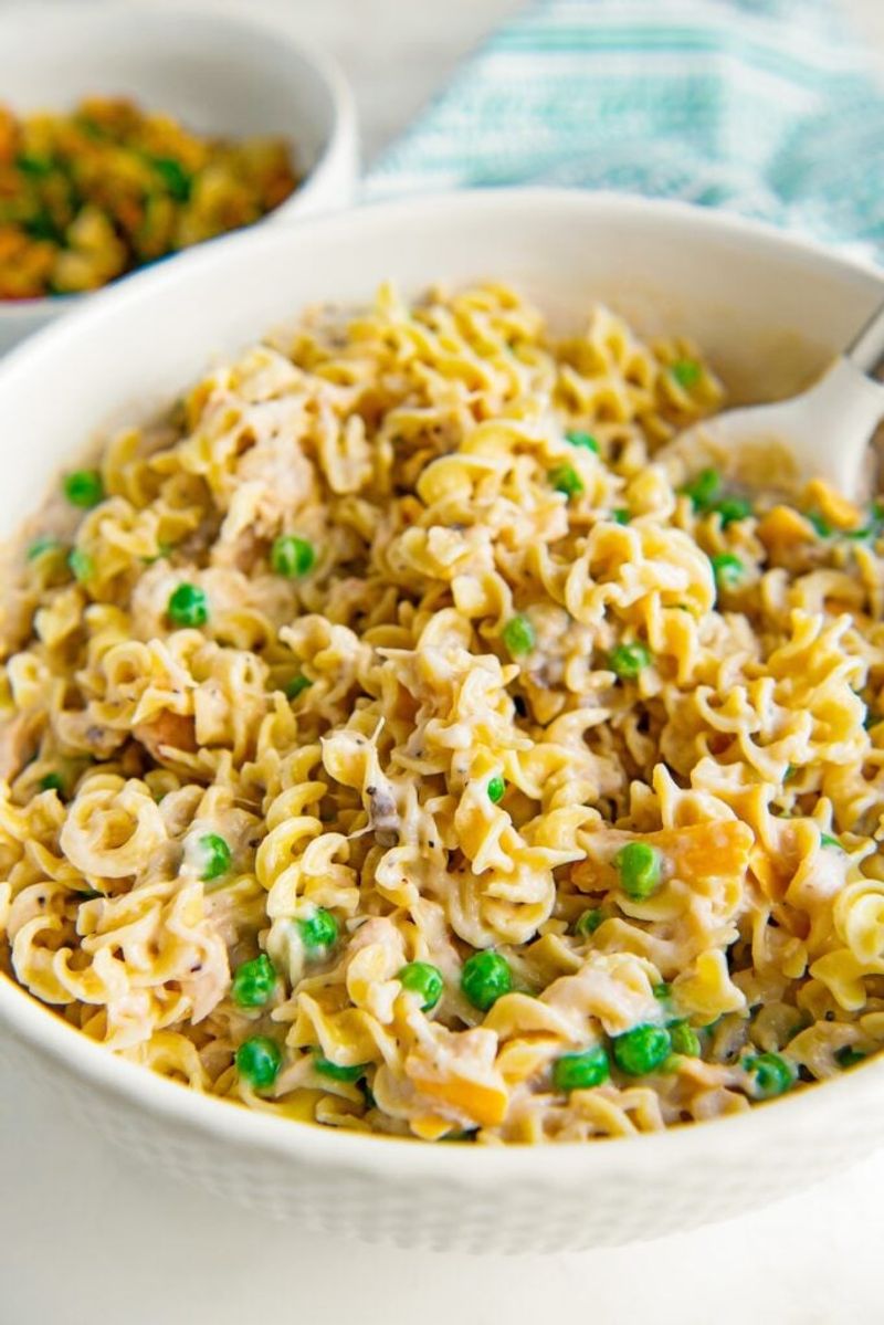 Buttery Egg Noodles With Canned Tuna, Peas, And Parmesan