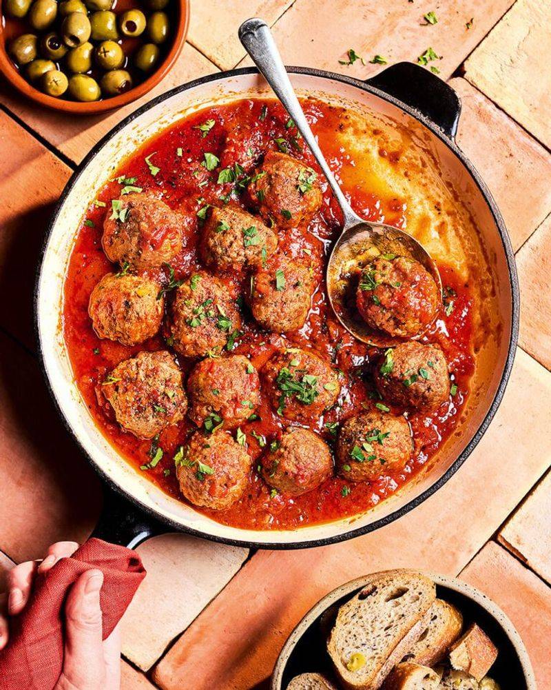 Albóndigas en Salsa (Spanish Meatballs in Sauce)