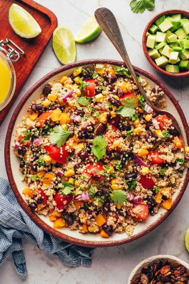 Quinoa Salad With Mango and Black Beans