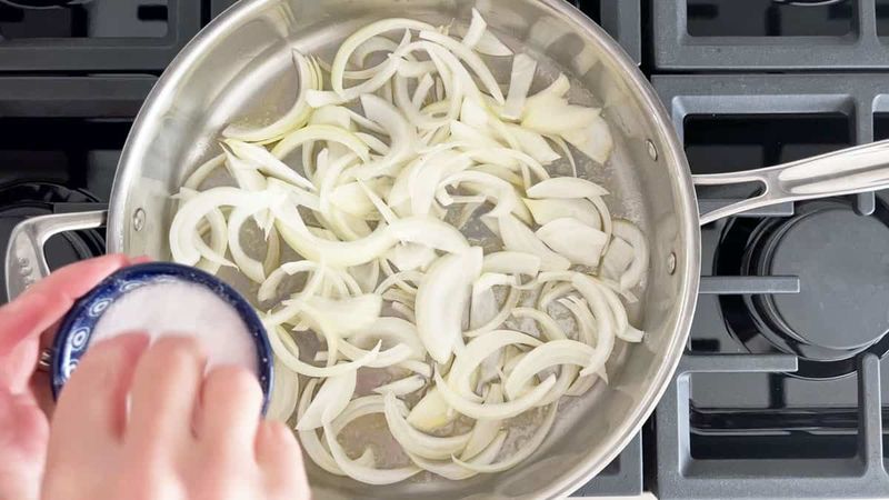 Skipping the Salt When Softening Onions