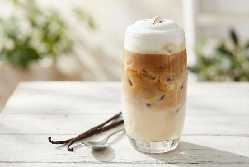 Iced Vanilla Latte