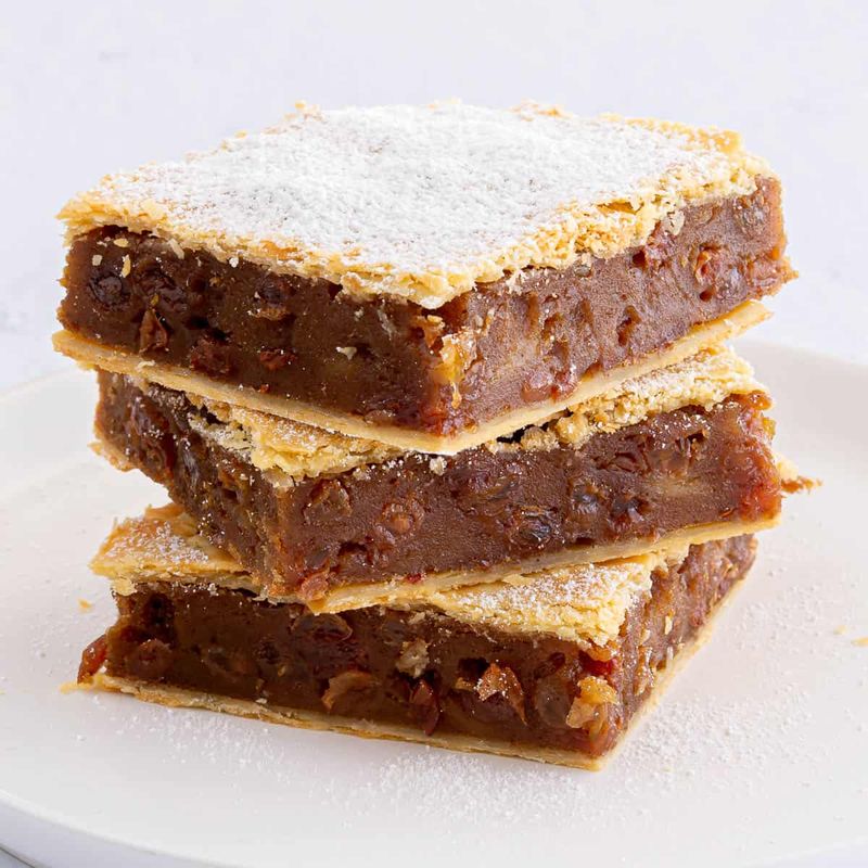 Gur Cake