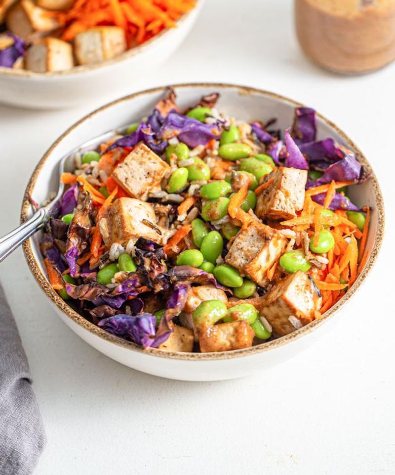 Sesame Ginger Edamame Tofu Bowl