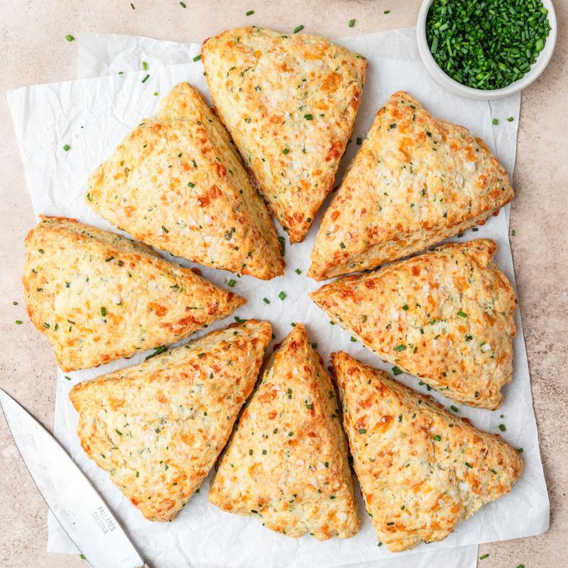 Savoury Scones with Cheddar and Chive