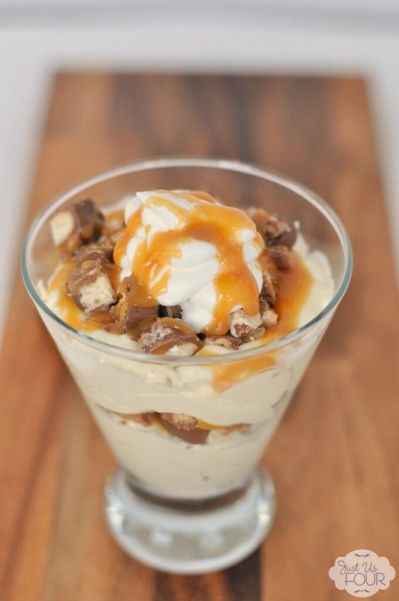 Candy Bar Pudding Parfaits