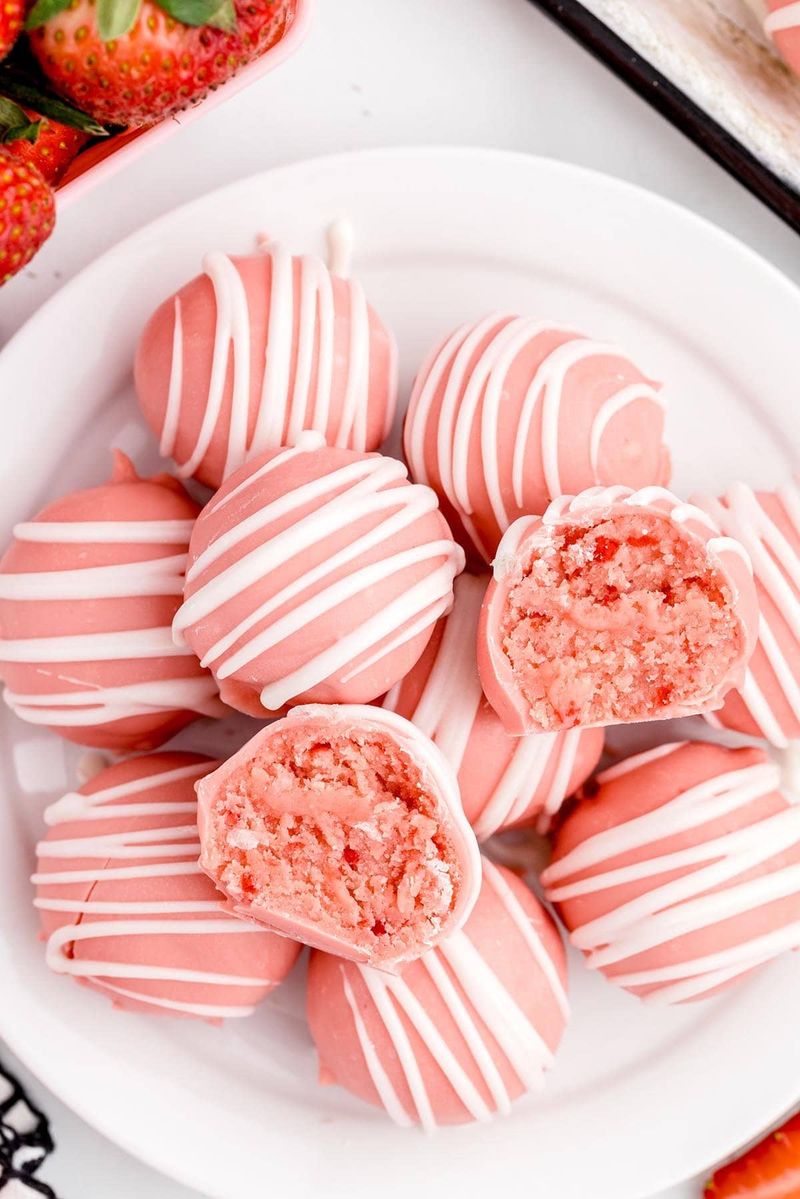 Strawberry Cheesecake Bites
