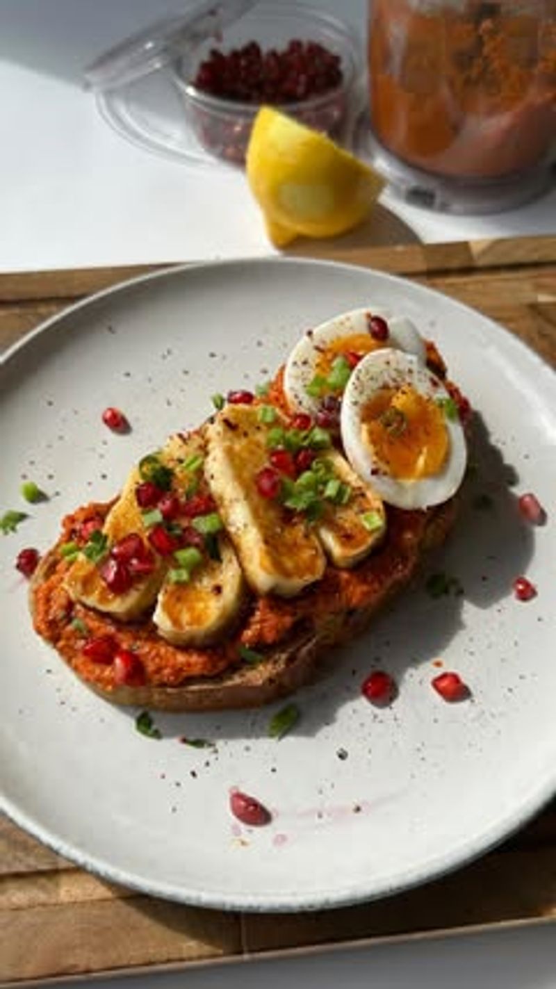 Hummus and Roasted Red Pepper Toast