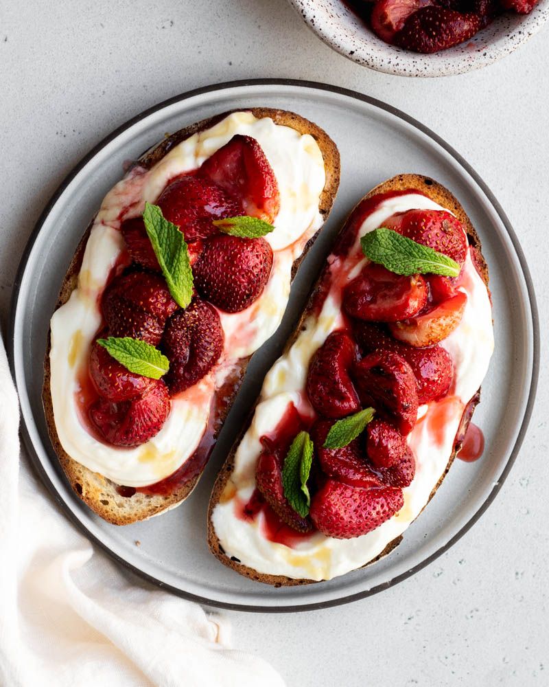Ricotta Toast with Roasted Strawberries and Black Pepper