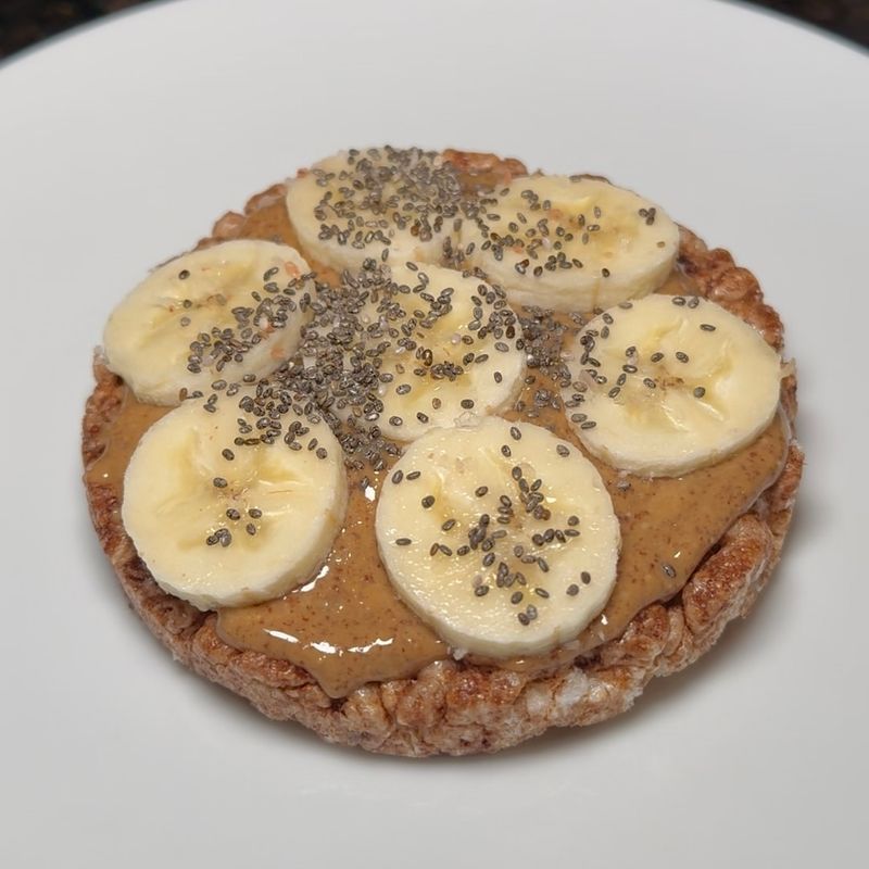 Rice Cakes with Almond Butter