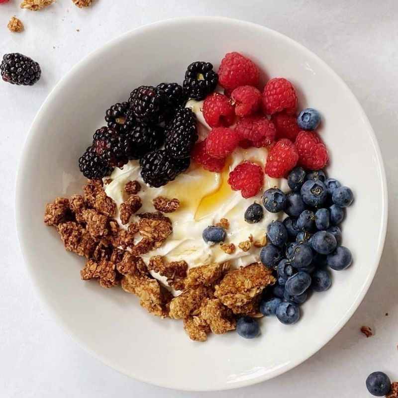 Granola with Yoghurt