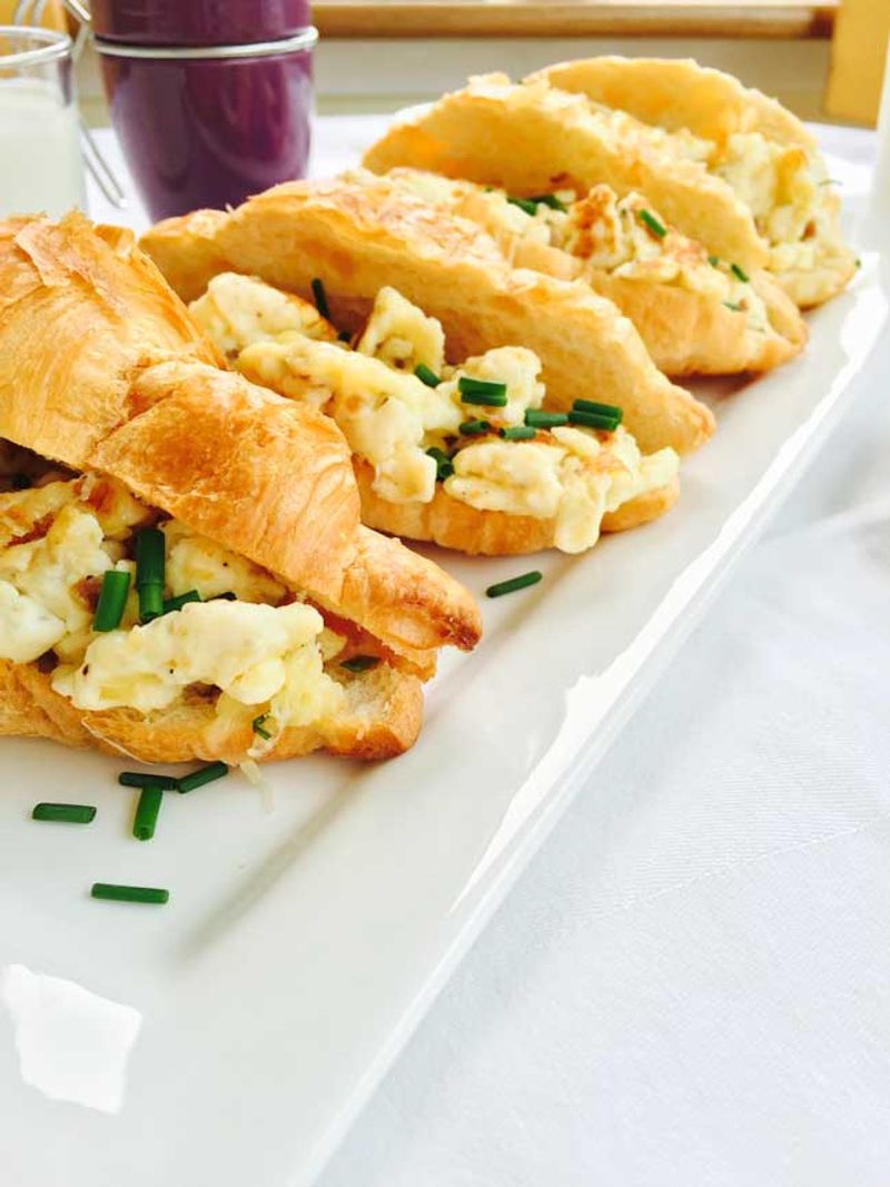 Scrambled Eggs and Chives