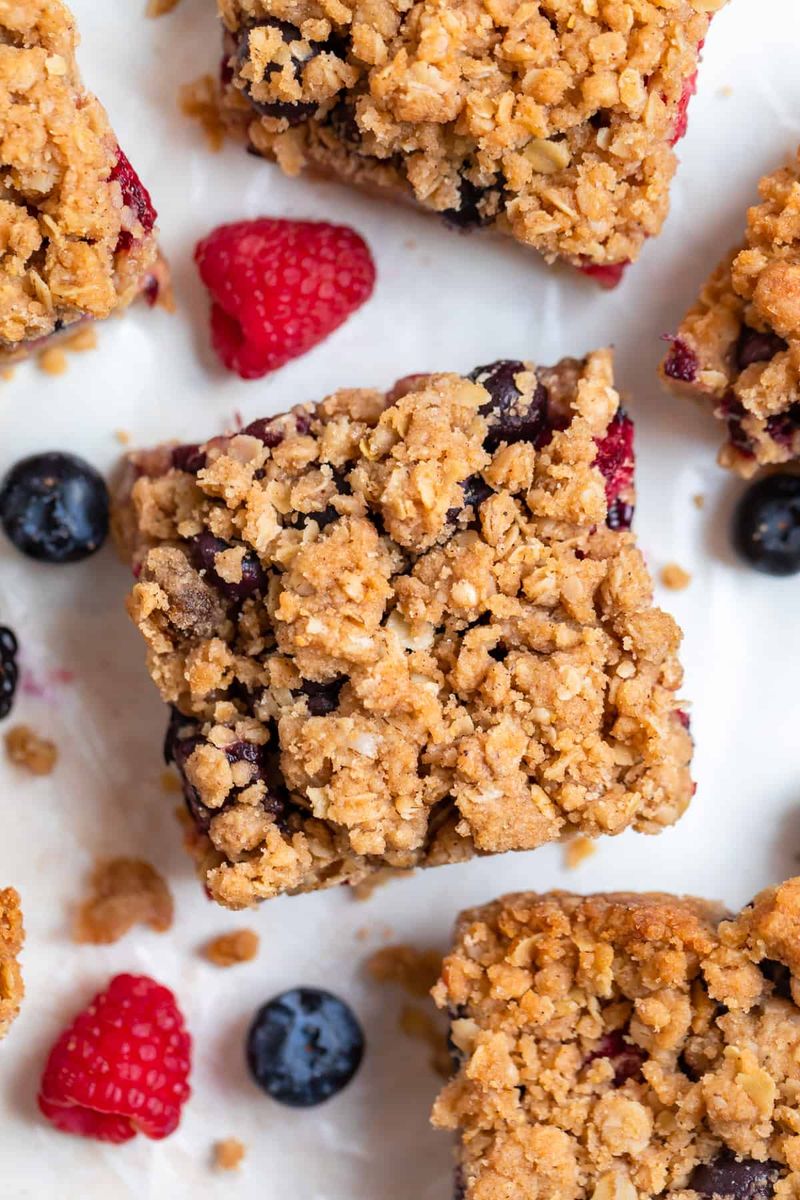 Mixed Berry Crumble Bars