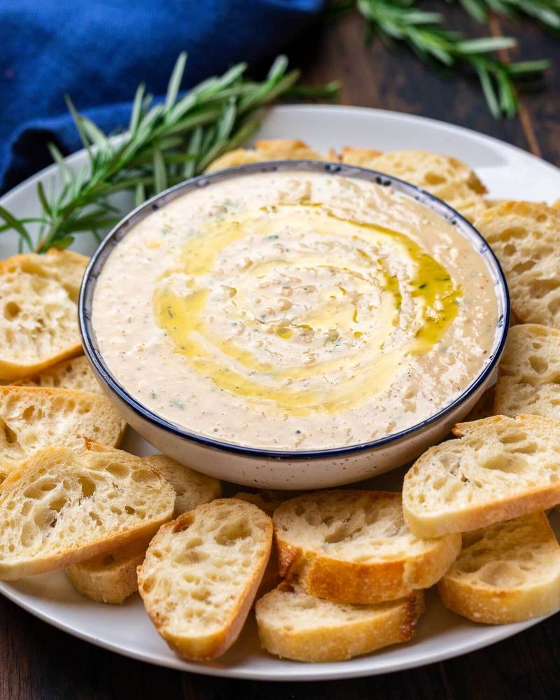 Cannellini Bean and Rosemary Dip
