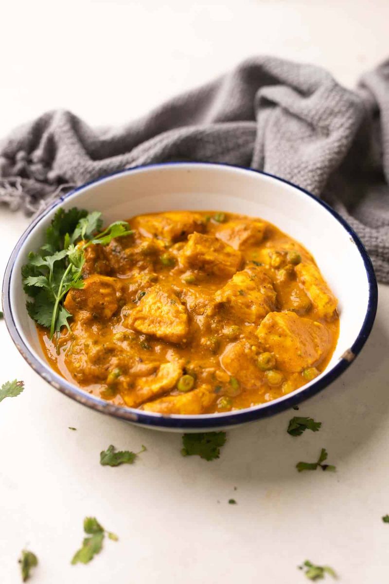 Matar Paneer (Peas and Cottage Cheese Curry)