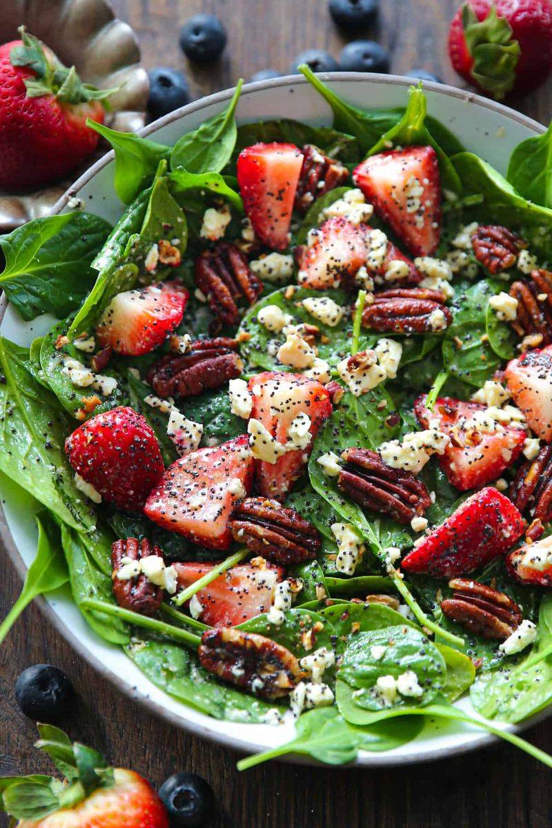 Strawberry Spinach Salad with Candied Pecans