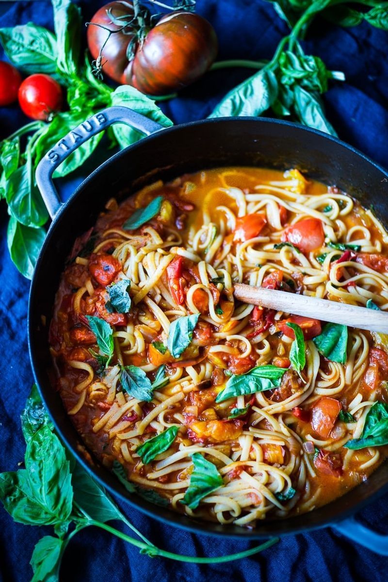 Whole Wheat Pasta with Tomato Sauce