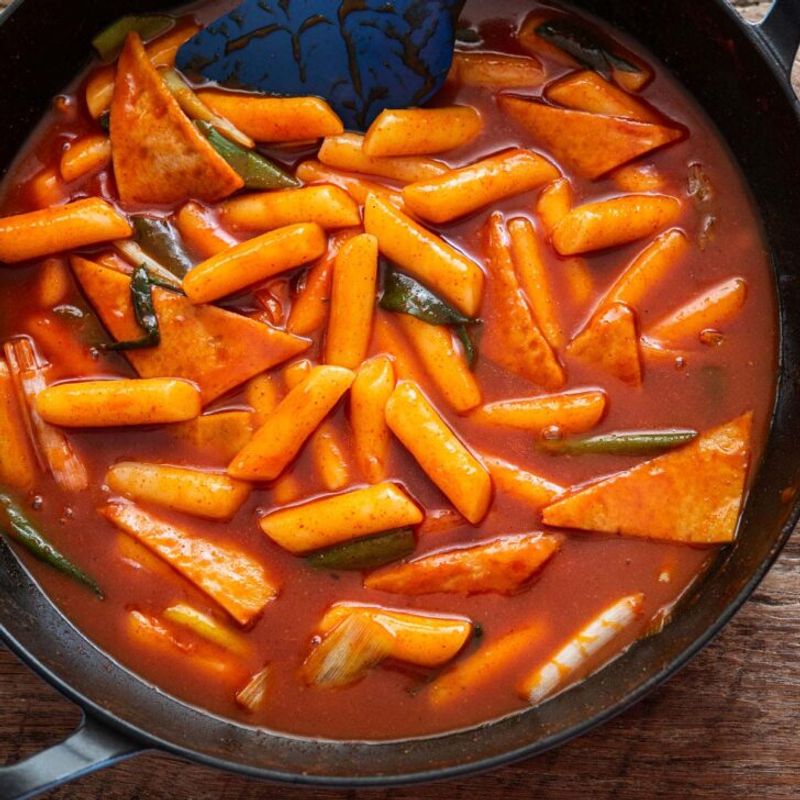 Tteokbokki (Spicy Rice Cakes)
