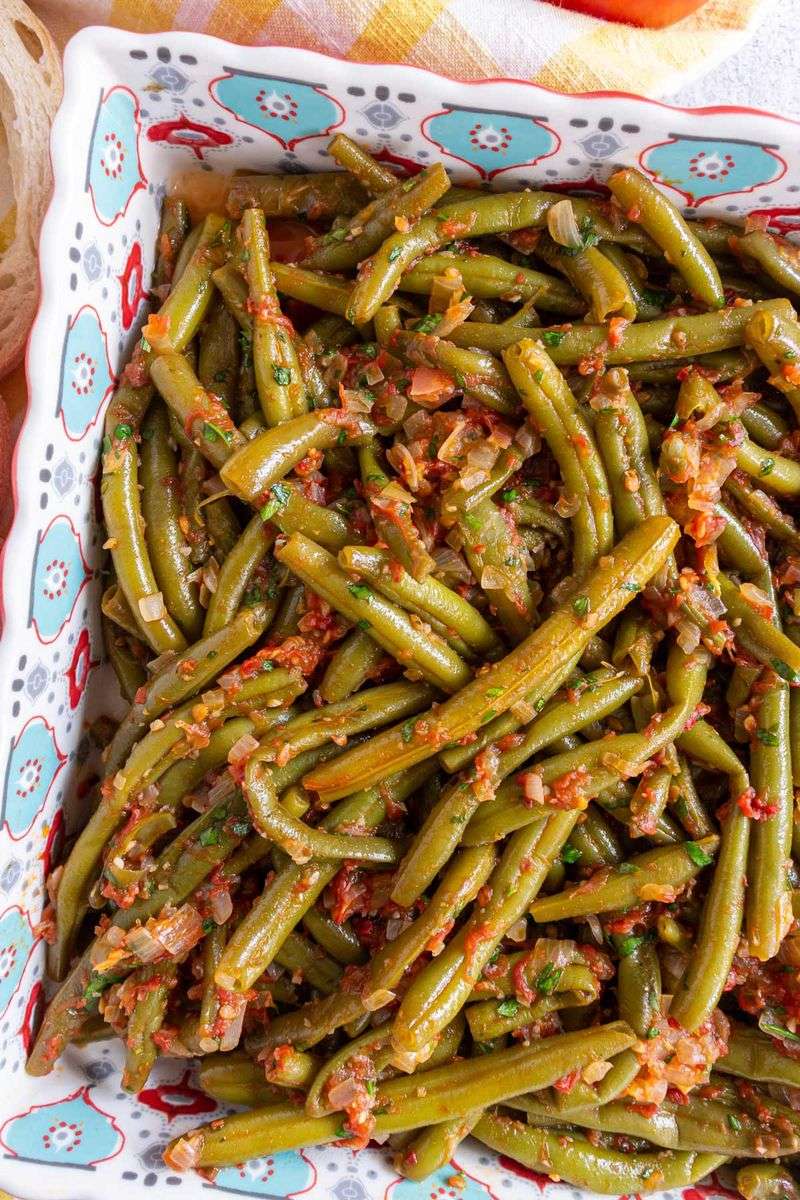 Fasolakia (Greek Green Beans in Tomato Sauce)