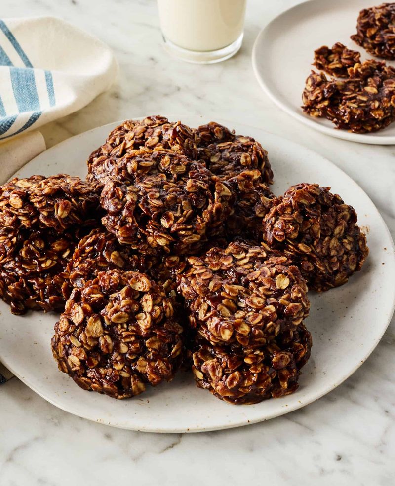 No-Bake Chocolate Oat Cookies