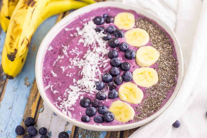 Blueberry Yoghurt Smoothie Bowl