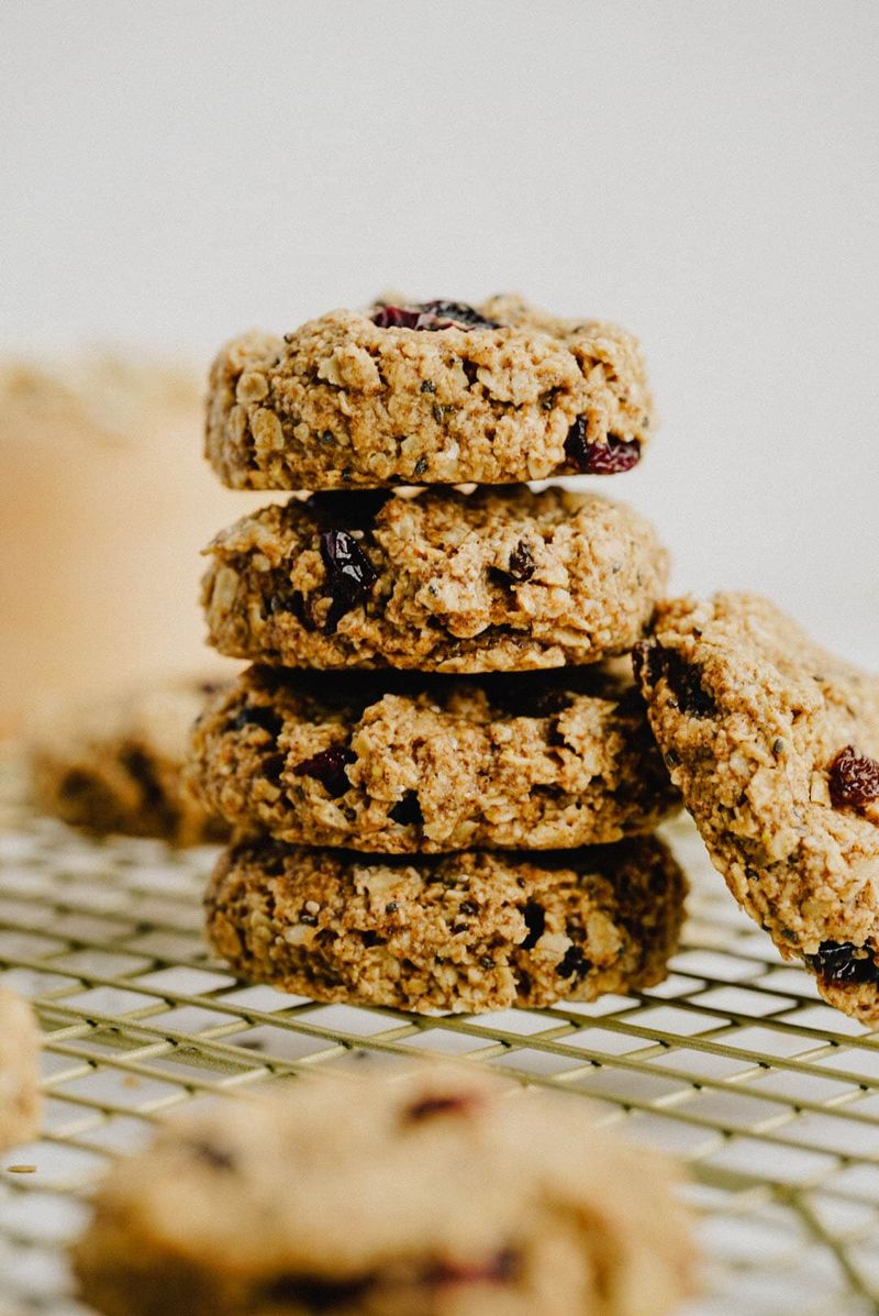 Healthier Oatmeal Raisin Cookies