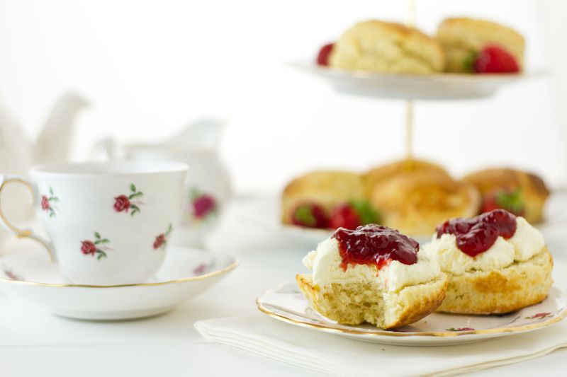 Devonshire Cream Tea vs. Cornish Cream Tea