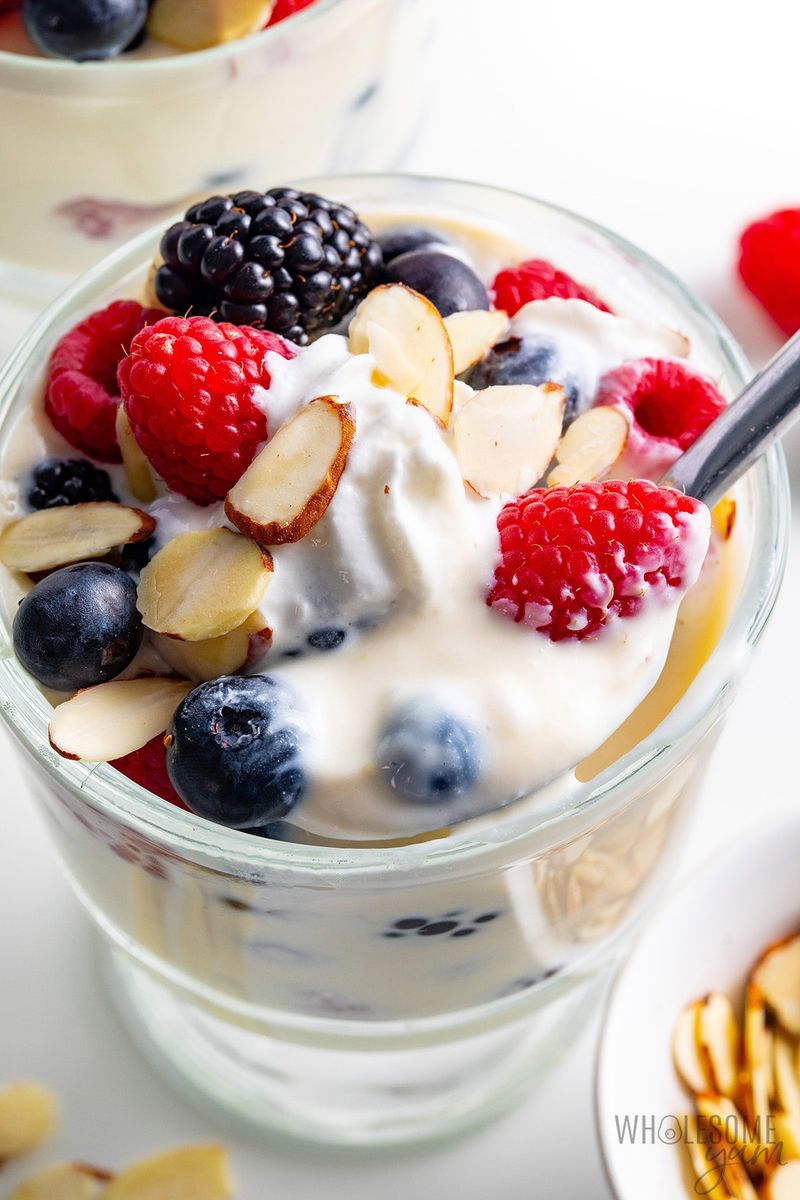 Ricotta with Berries and Honey